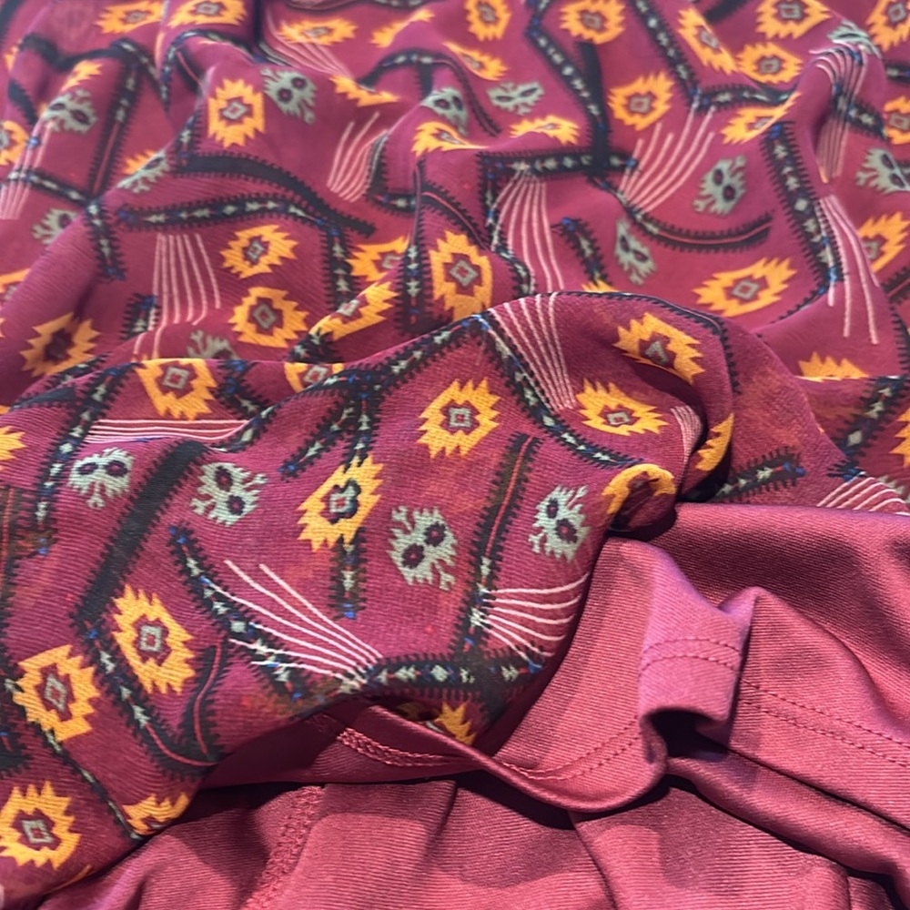 Elastic band. MIDI skirt. Lined. - Picture 3 of 3